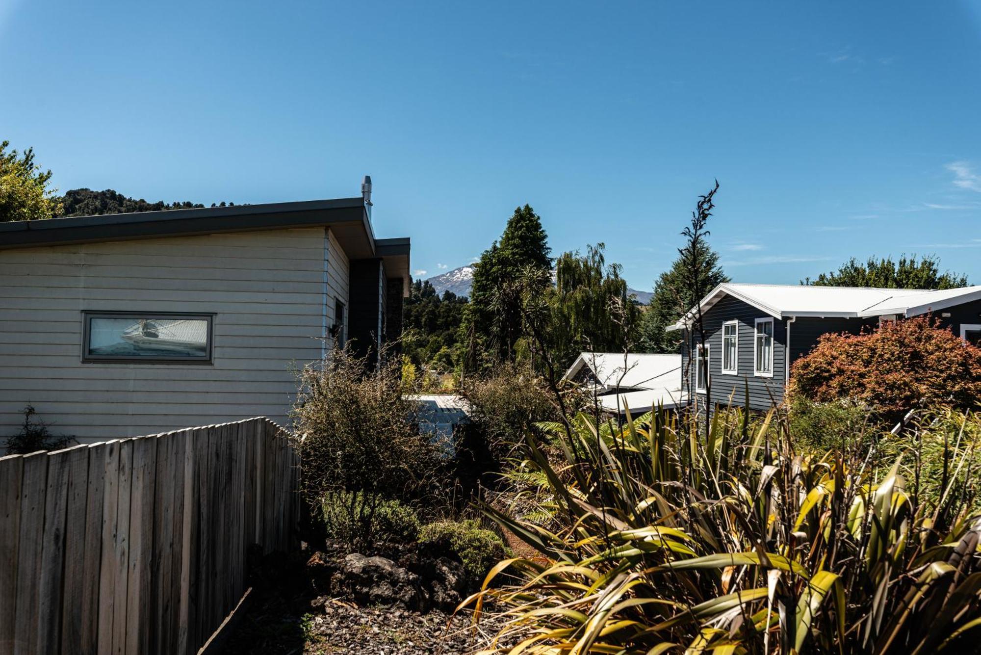 The Sunshine Club Villa Ohakune Exterior photo